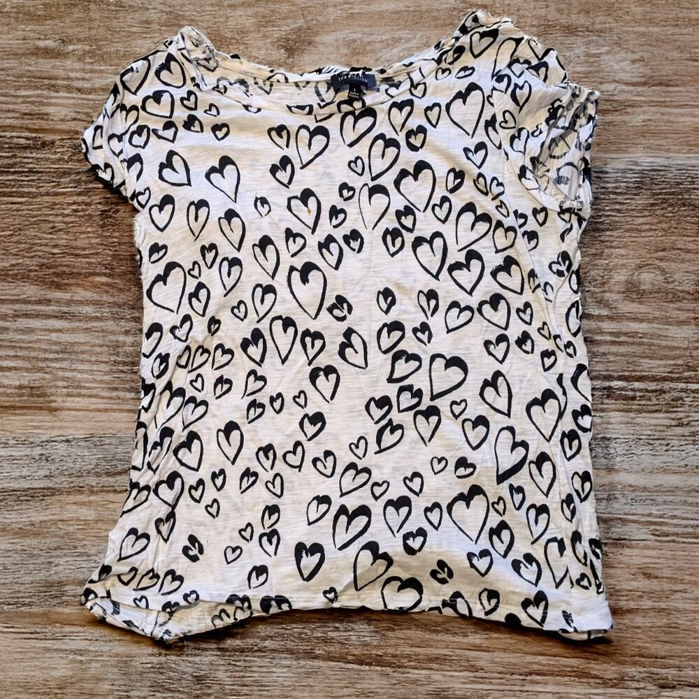 The Limited Heart T-shirt | L